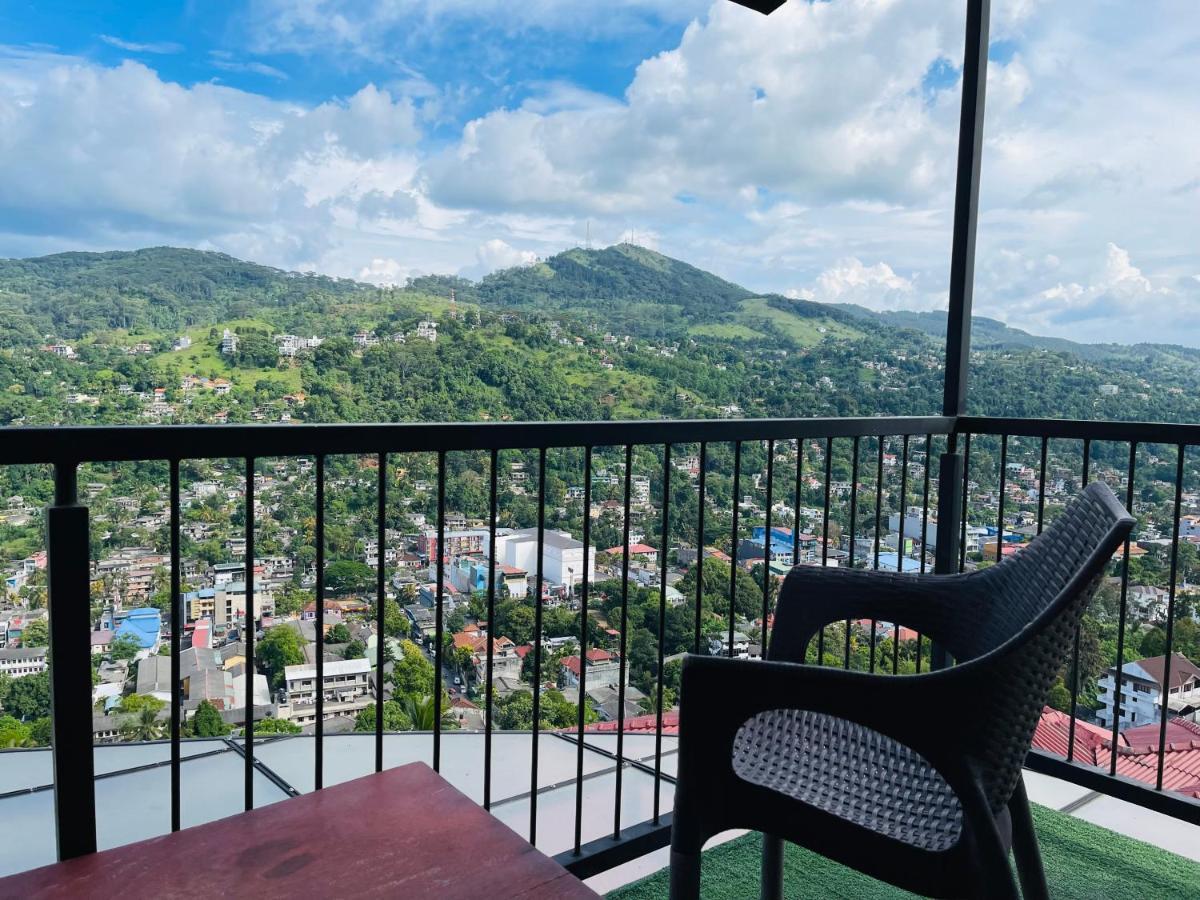 The Skydeck Homestay Kandy